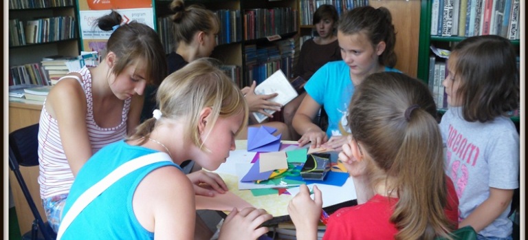 WAKACJE Z BIBLIOTEKĄ W FILII NA OSIEDLU ŹRÓDLANA